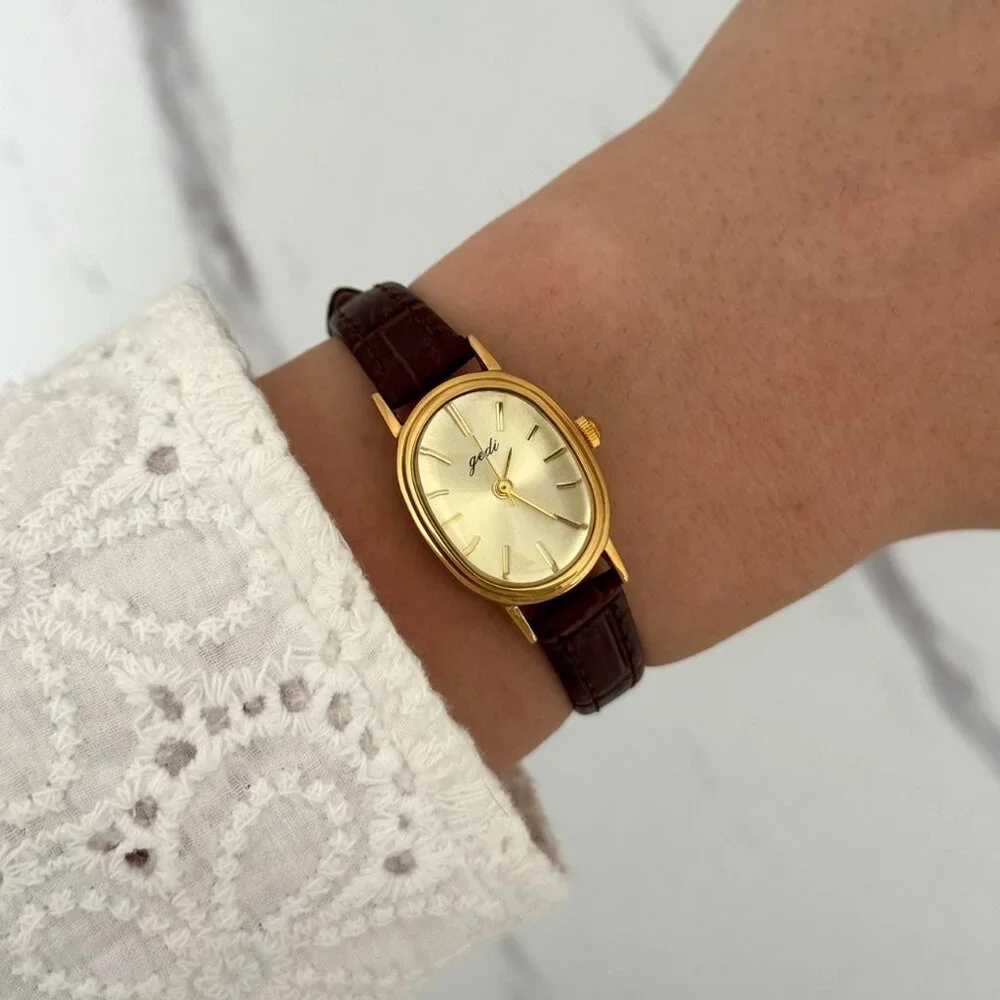 Sku 0441 vintage vibe retro mini watch gold brown leather strap + in a gift bag
